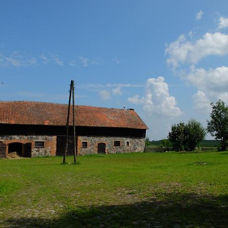 Dom Na Mazurach Pilec Bed & Breakfast ภายนอก รูปภาพ